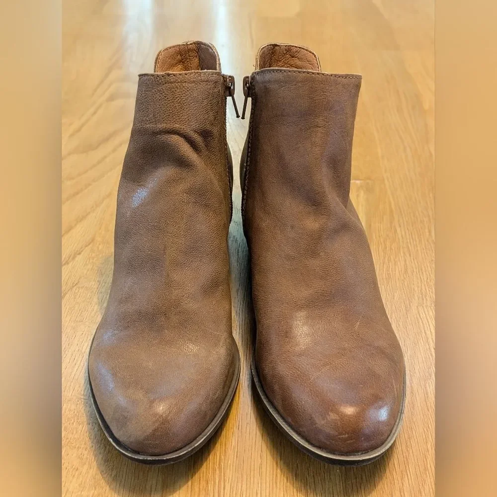 Lucky Brand Banterr Leather Ankle Booties Brown Womens Size 8.5M Side Zip Moto
